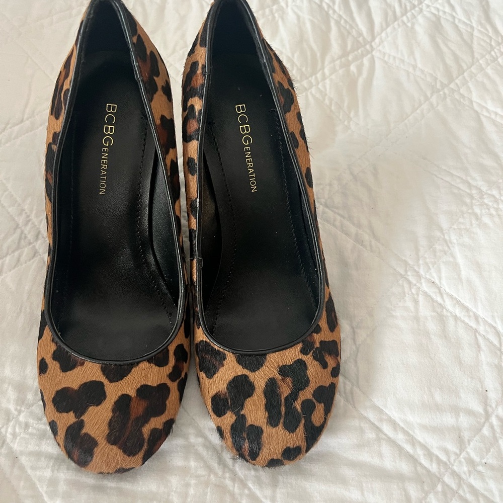 BCBGeneration Brown and Black Leopard Print Heels